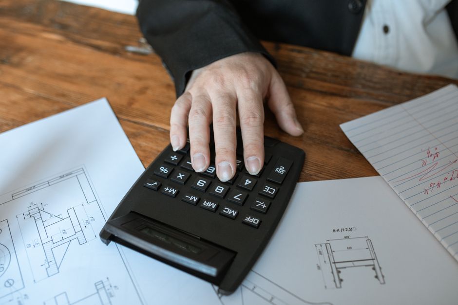Comment éviter les dépassements de budget dans la construction ?