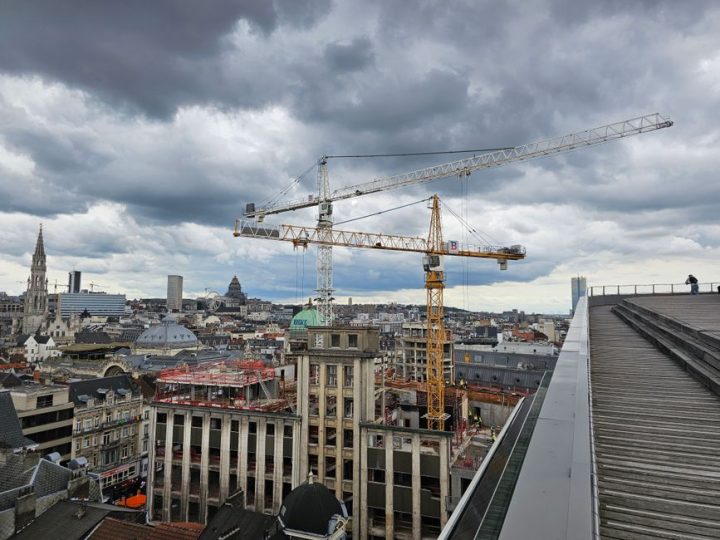 Hoe kies je de juiste aannemer voor de bouw in België?